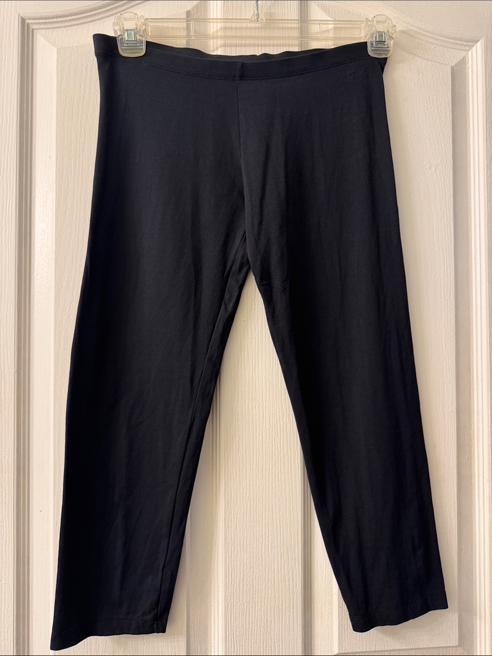 Forever 21 Black cotton Capri stretch waist Leggings Size large